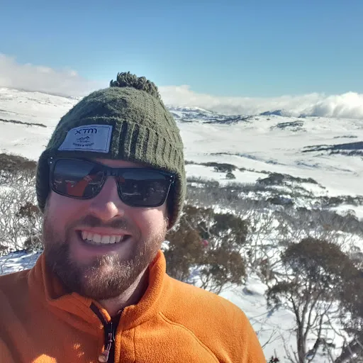 Profile picture of reviewer Aaron